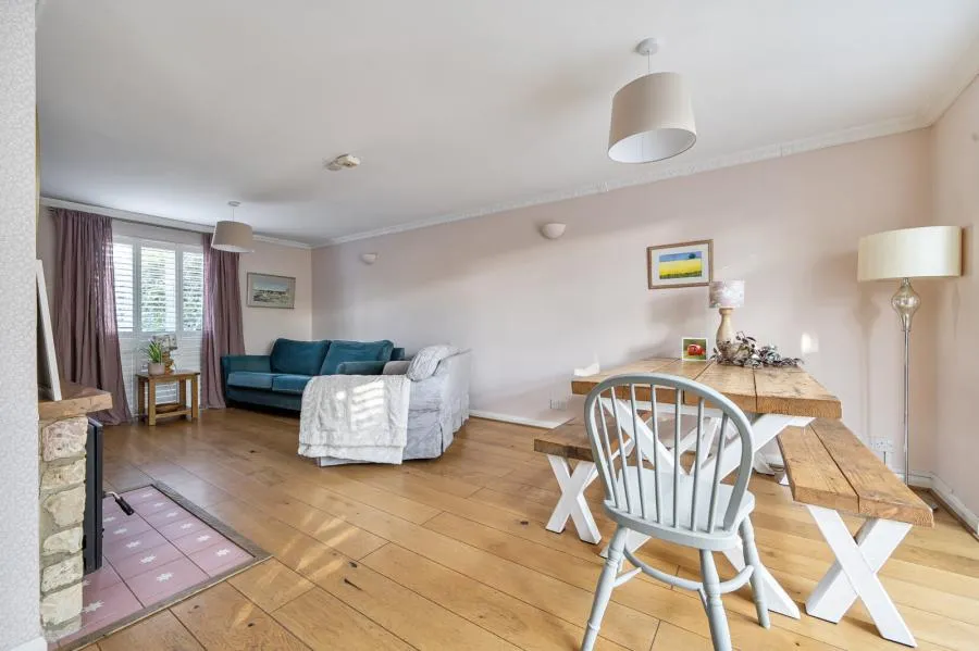 Glebe Rise, Kings Sutton, OX17, photo 6