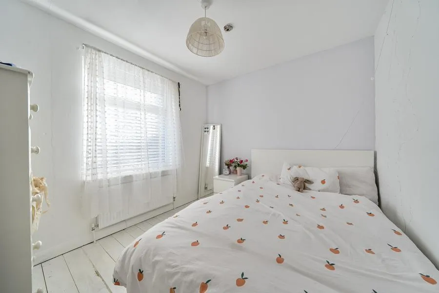 Glebe Rise, Kings Sutton, OX17, photo 14
