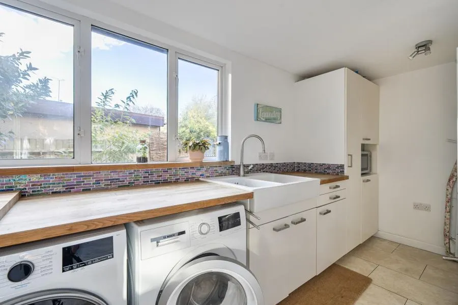 Glebe Rise, Kings Sutton, OX17, photo 9
