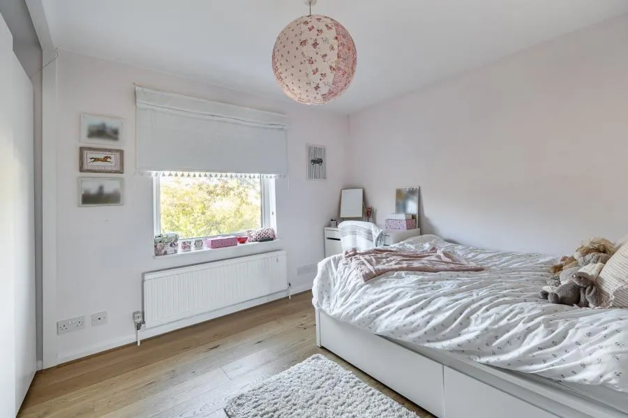 Glebe Rise, Kings Sutton, OX17, photo 13