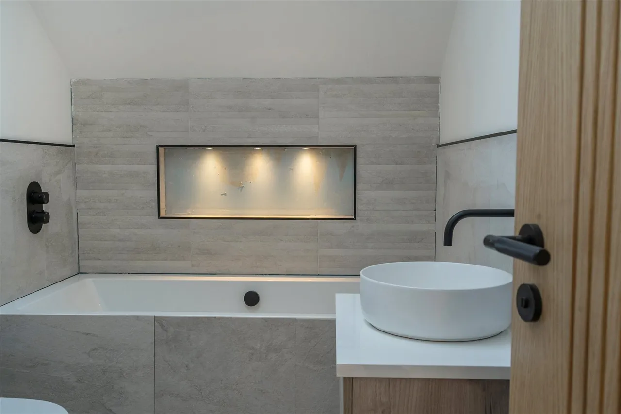 Tors View, Wadebridge, PL27, photo 6