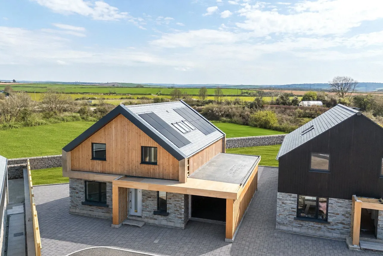 4 bed property for sale, Tors View, Wadebridge, PL27
