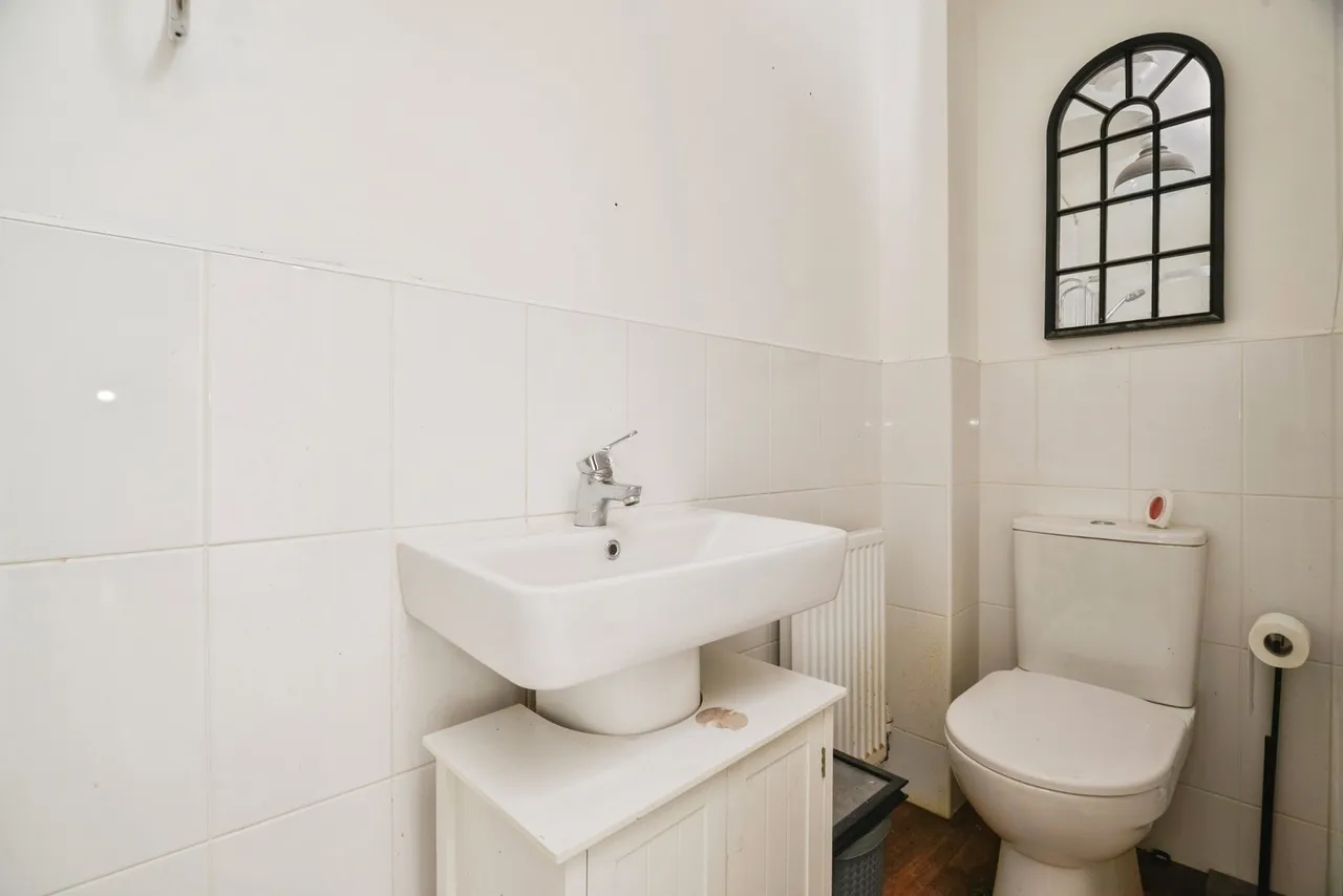 Jubilee Walk, Yarm, TS15, photo 8
