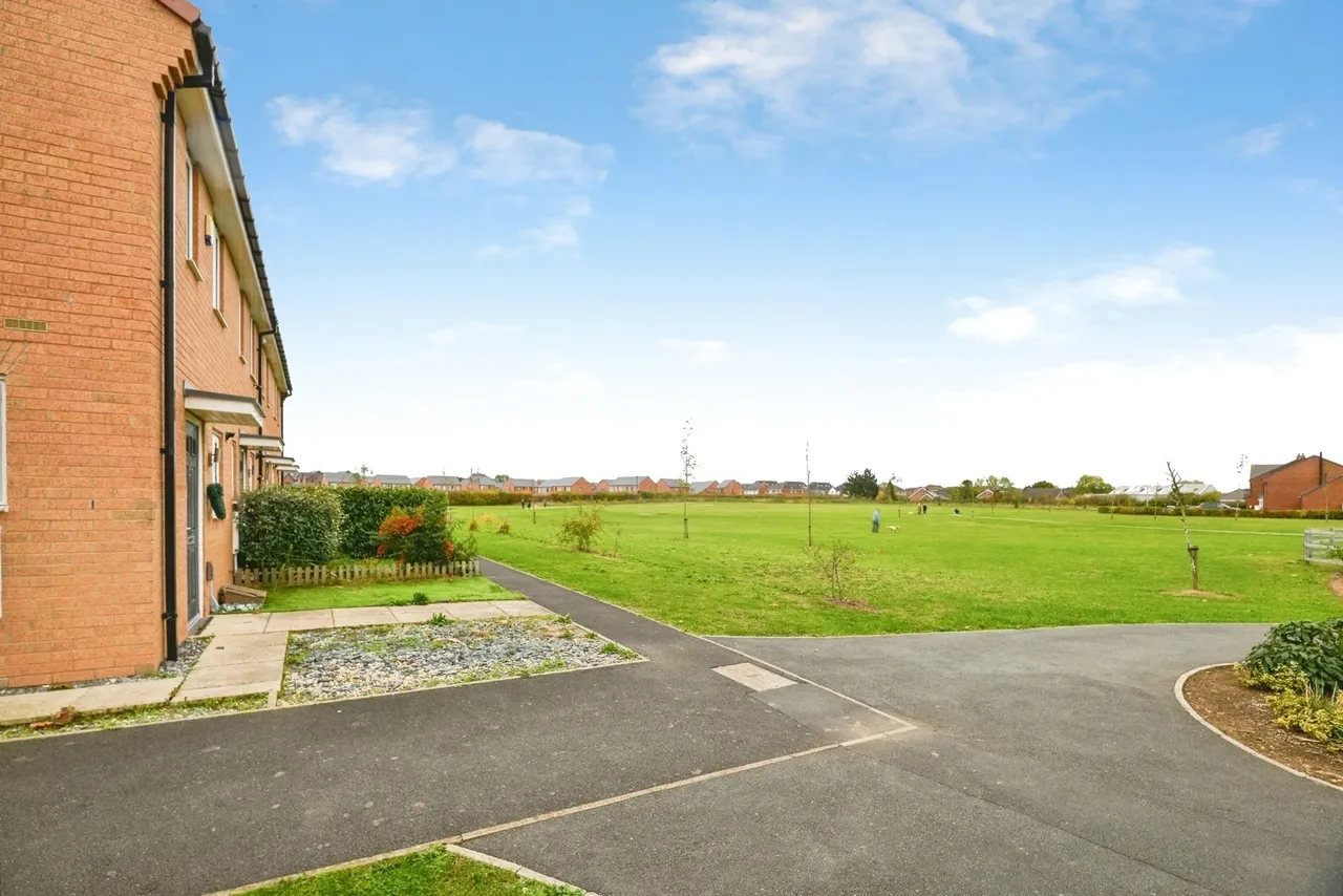 Jubilee Walk, Yarm, TS15, photo 14