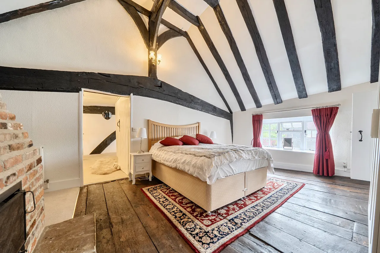 Easteds Lane, Southwater, RH13, photo 5
