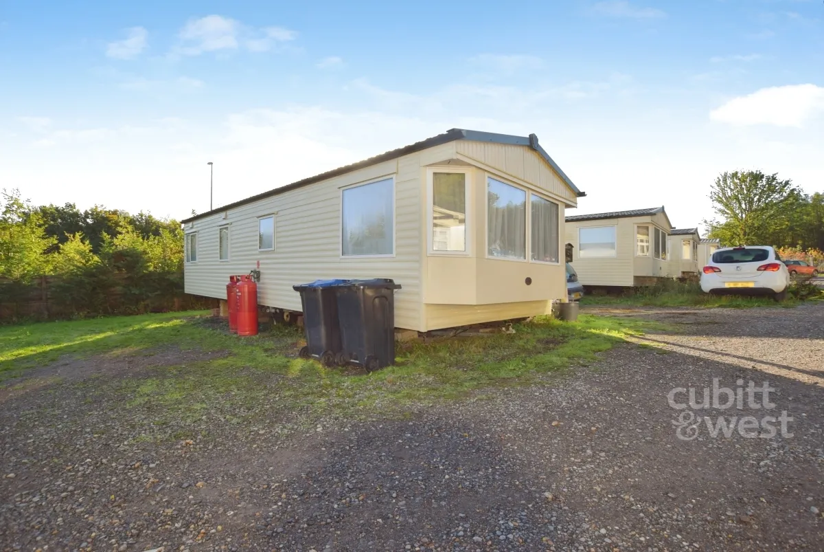 1 bed caravan to rent, Nursery Lane, Cuckfield, RH17