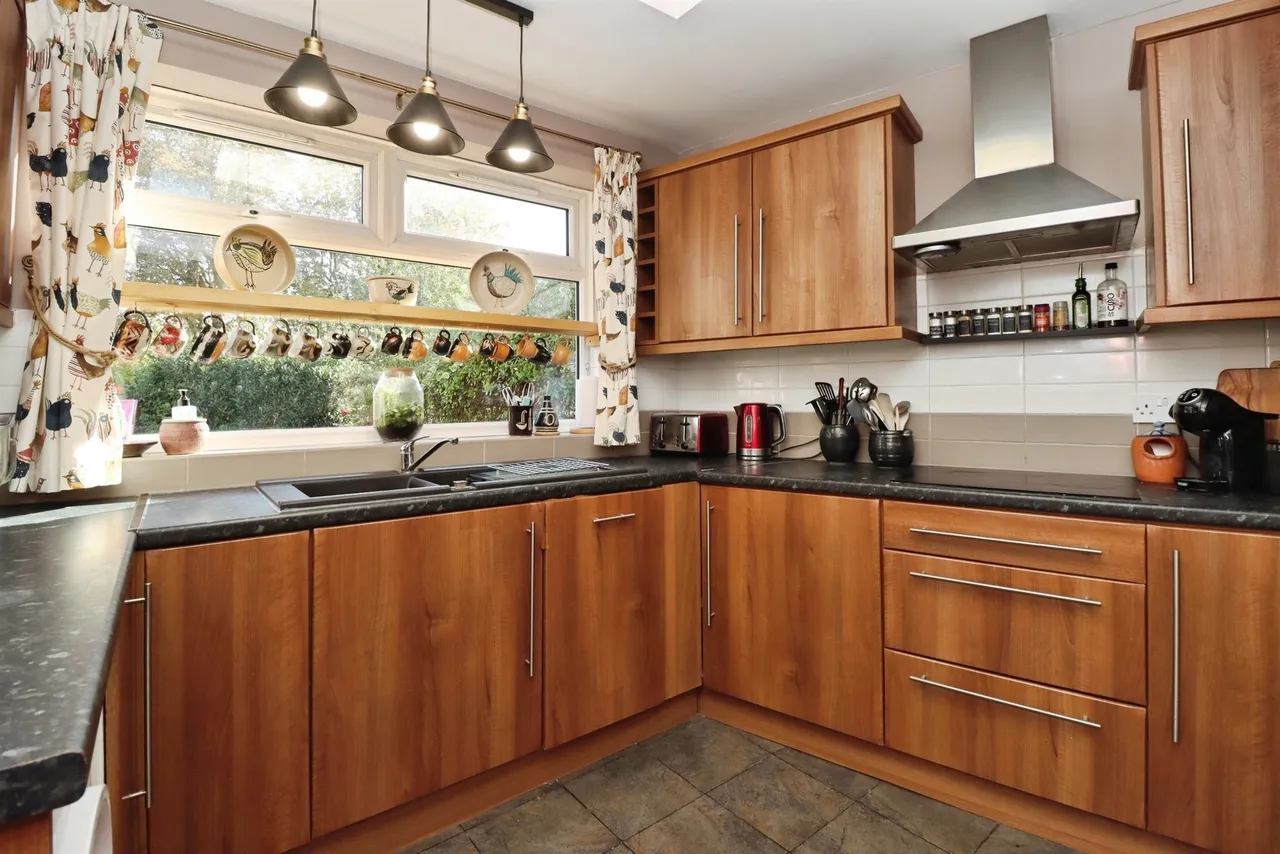 Union Street, Desborough, NN14, photo 9