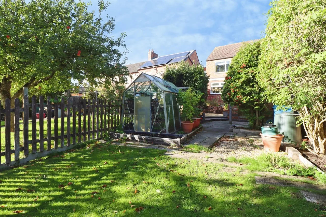 Union Street, Desborough, NN14, photo 24
