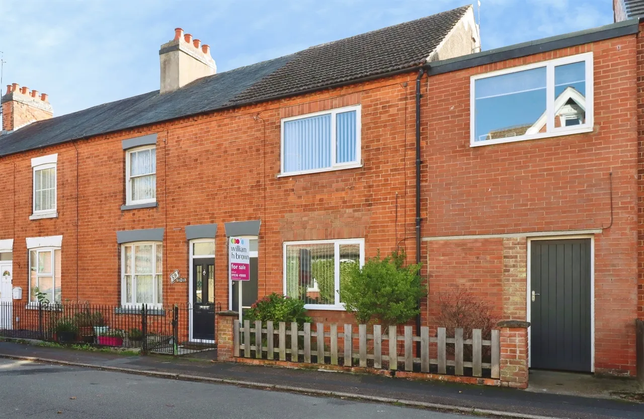 3 bed house for sale, Union Street, Desborough, NN14