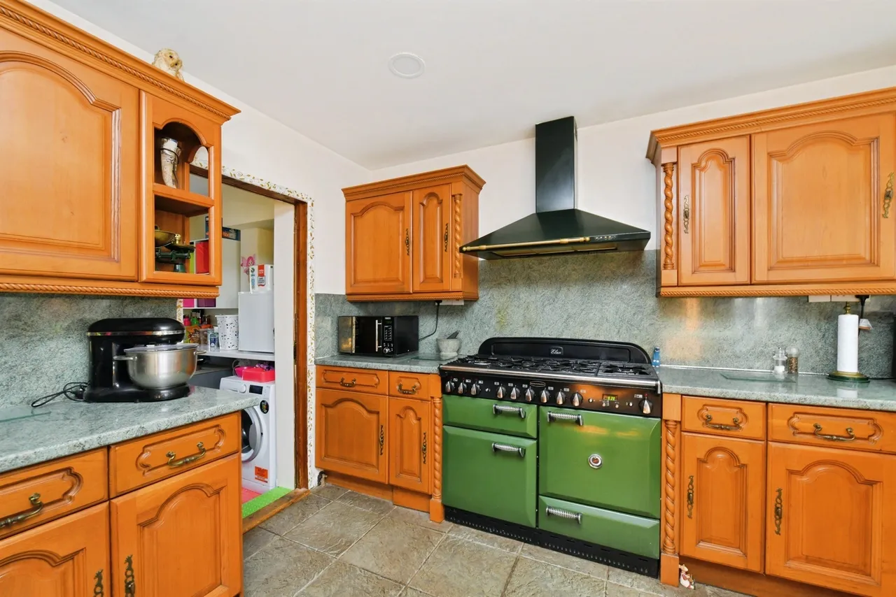 Holly Park Close, Plymouth, PL5, photo 6