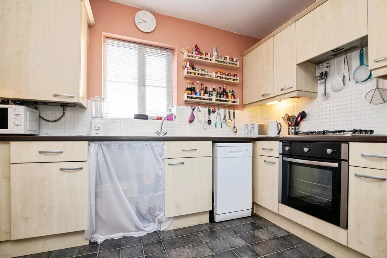 Titford Road, Oldbury, B69, photo 6