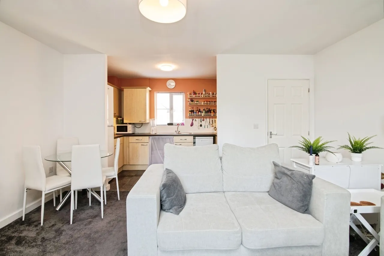 Titford Road, Oldbury, B69, photo 3