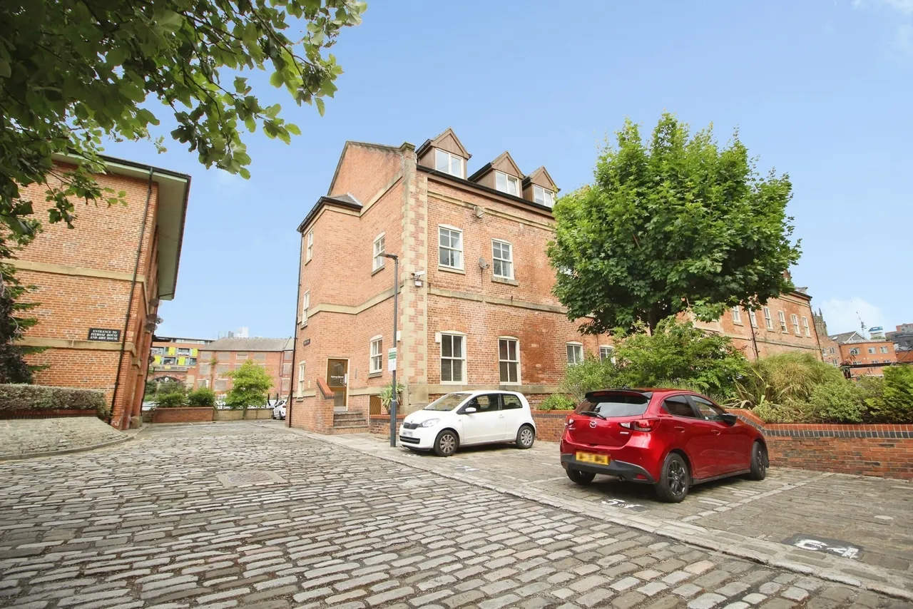 Navigation Walk, Leeds, West Yorkshire, LS10, photo 9
