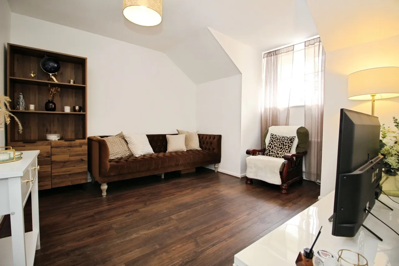Navigation Walk, Leeds, West Yorkshire, LS10, photo 2