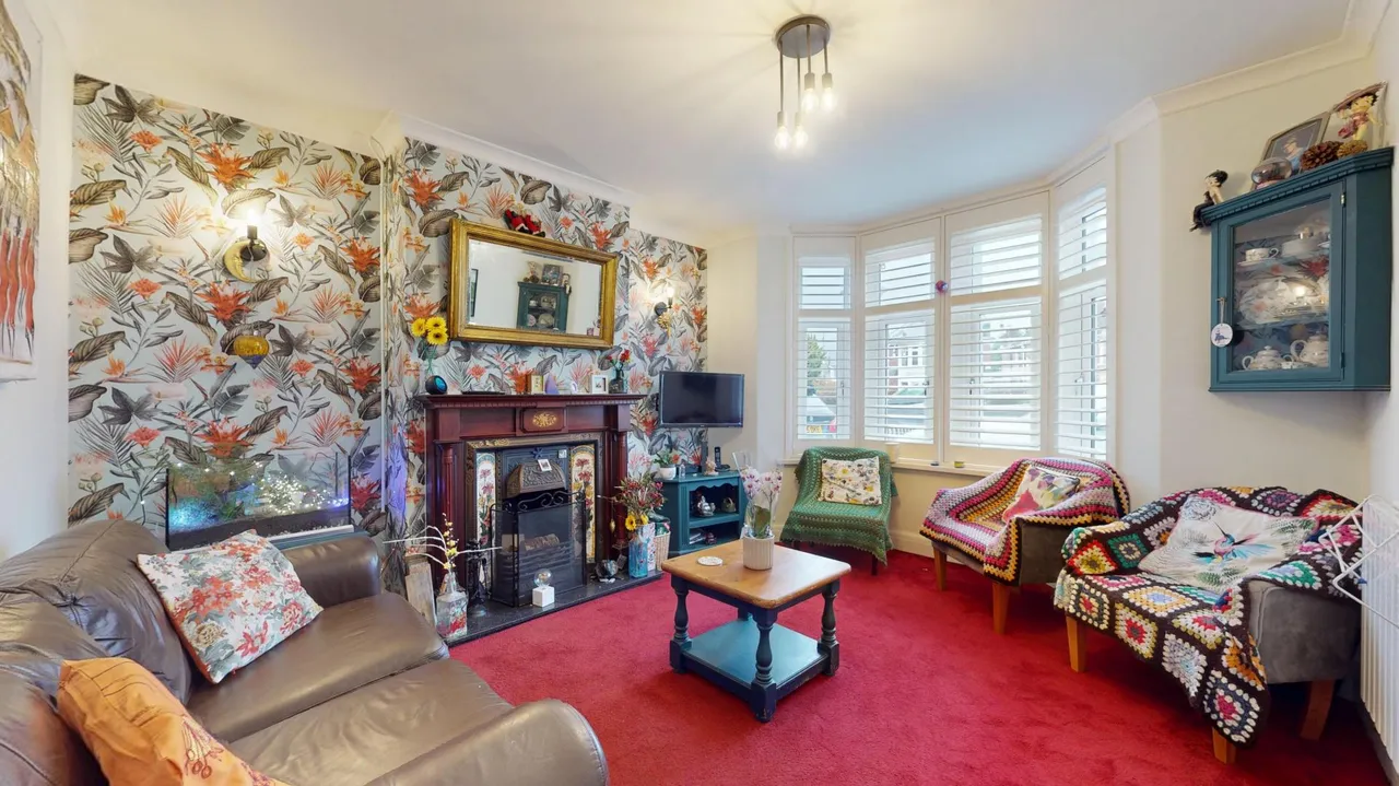 Merthyr Road, Whitchurch, CF14, photo 3
