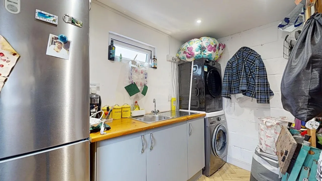 Merthyr Road, Whitchurch, CF14, photo 12