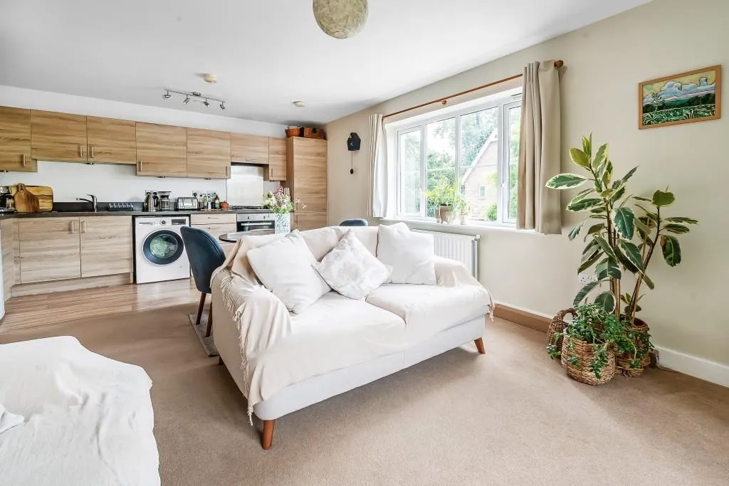 Breakspear Gardens, Beare Green, RH5, photo 6
