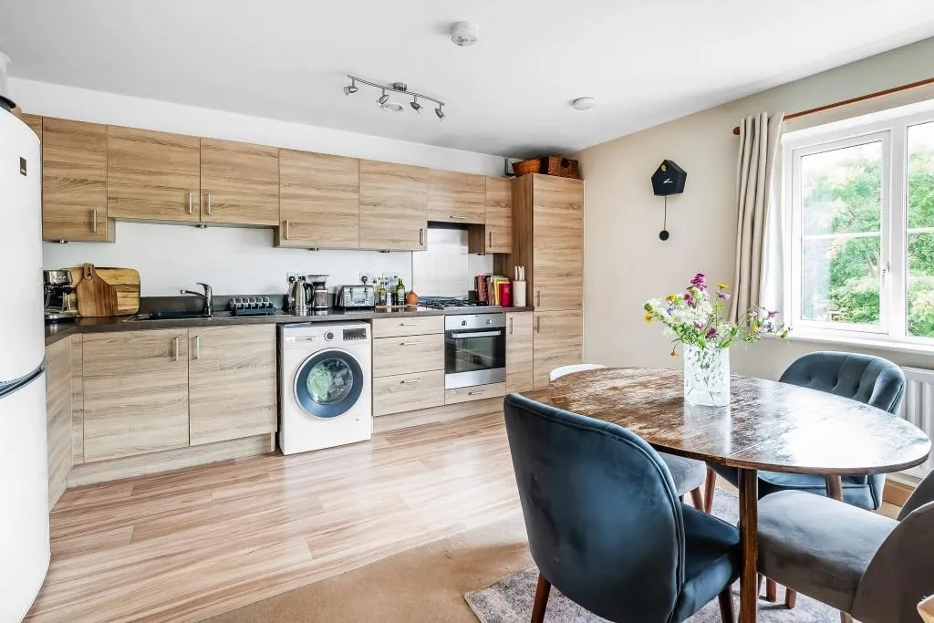 Breakspear Gardens, Beare Green, RH5, photo 2