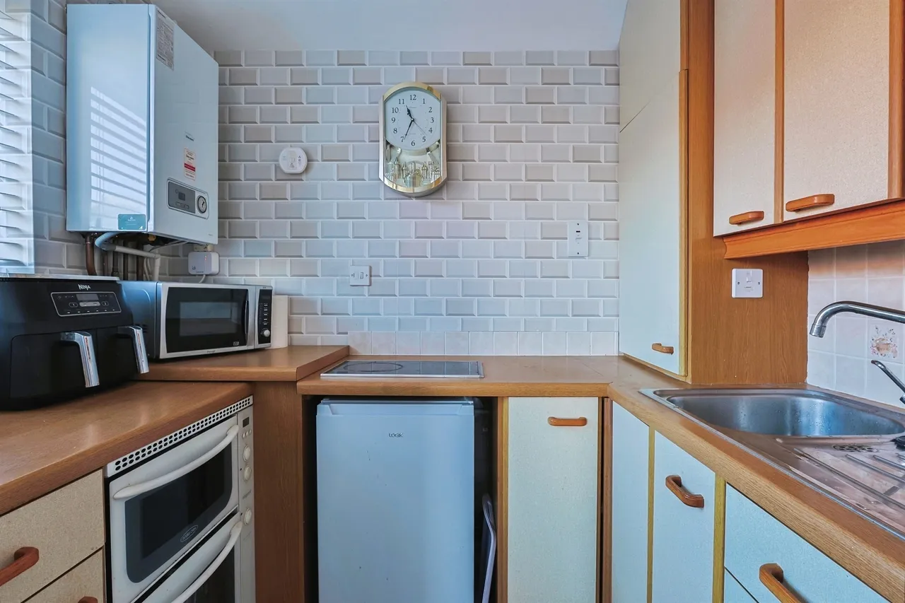 Mount Pleasant Road, Poole, BH15, photo 8