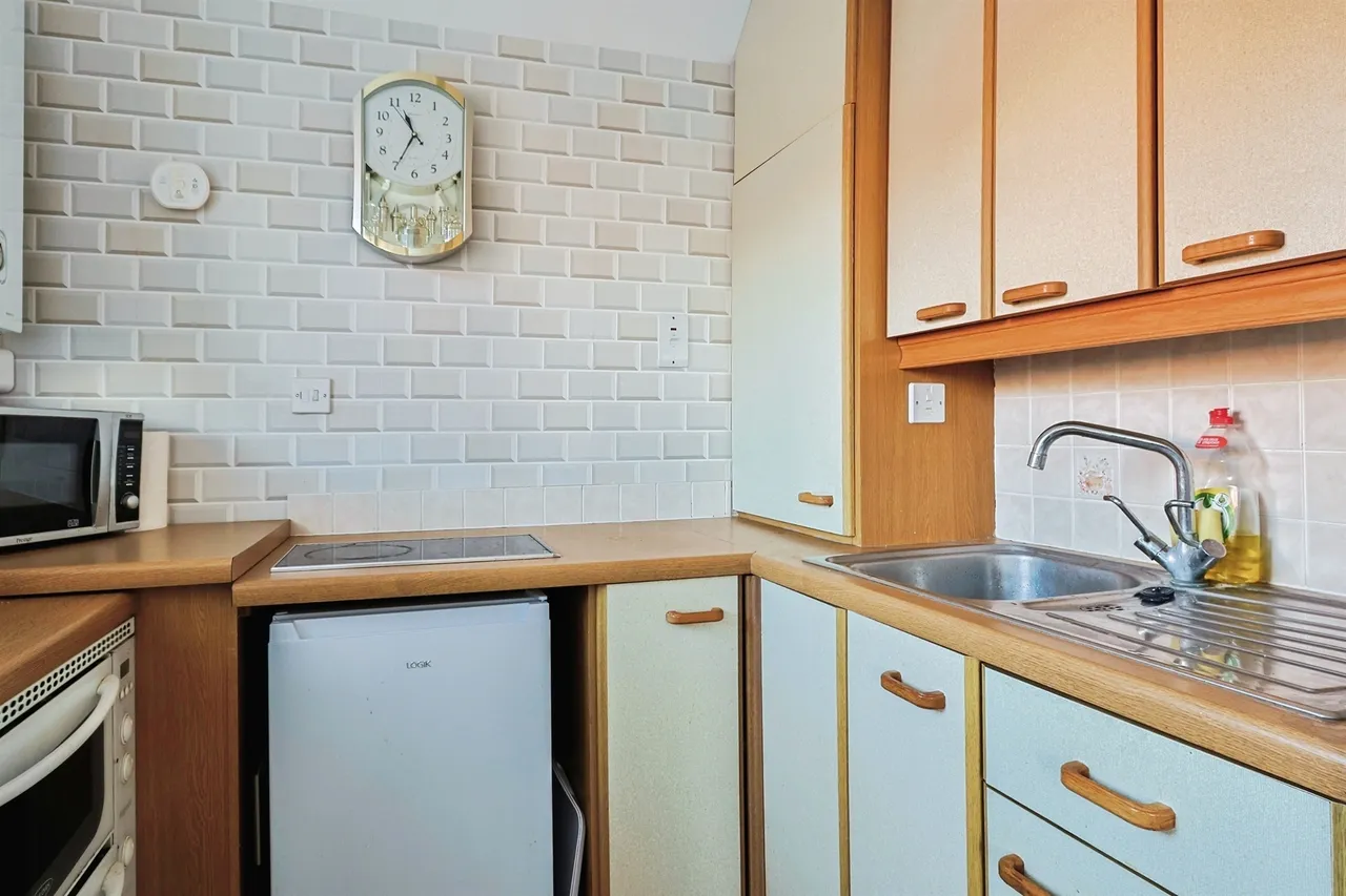 Mount Pleasant Road, Poole, BH15, photo 9