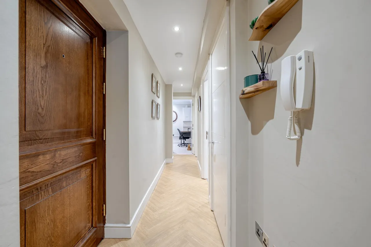 The Hall, Allerton Hill, LS7, photo 21