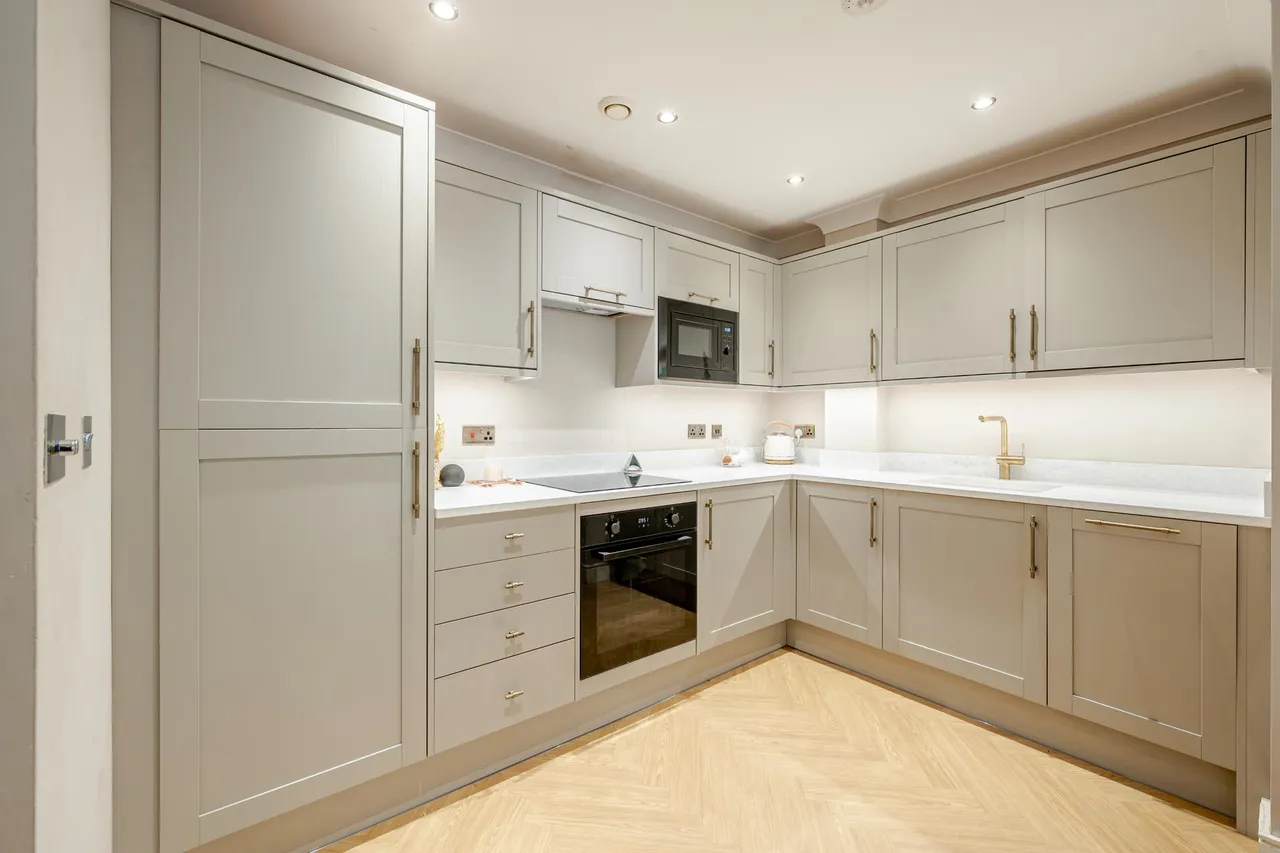 The Hall, Allerton Hill, LS7, photo 6