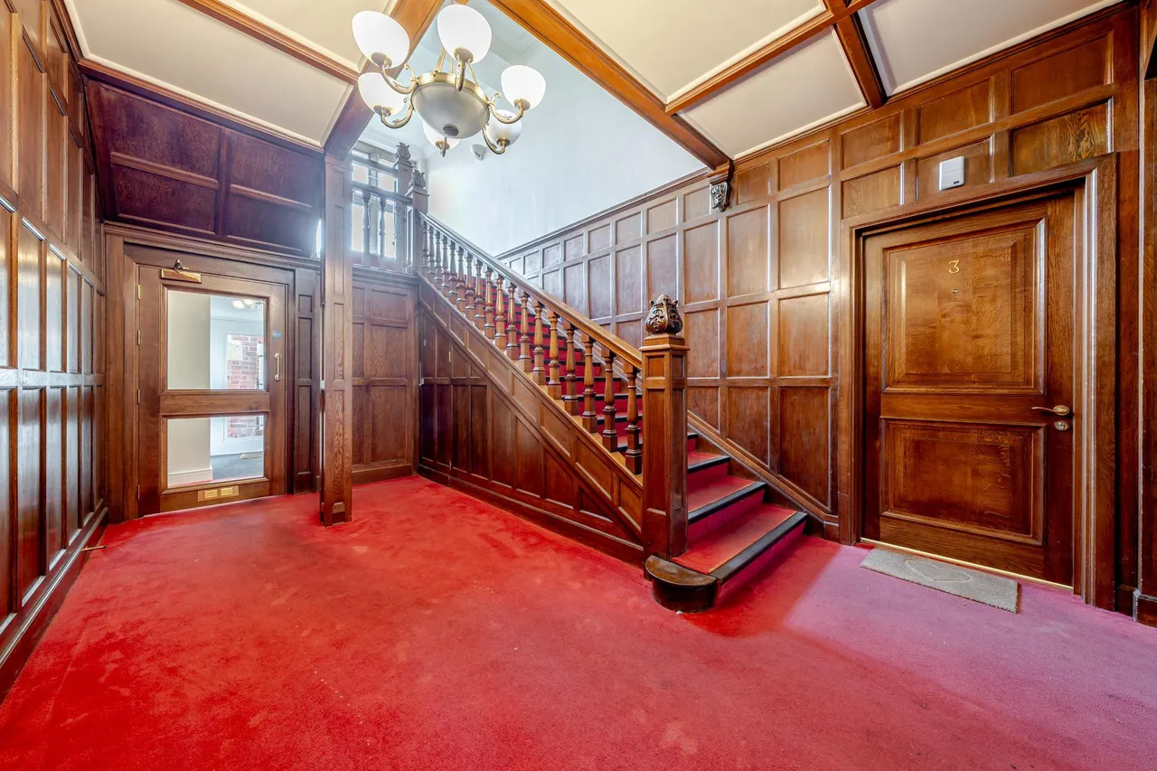 The Hall, Allerton Hill, LS7, photo 23