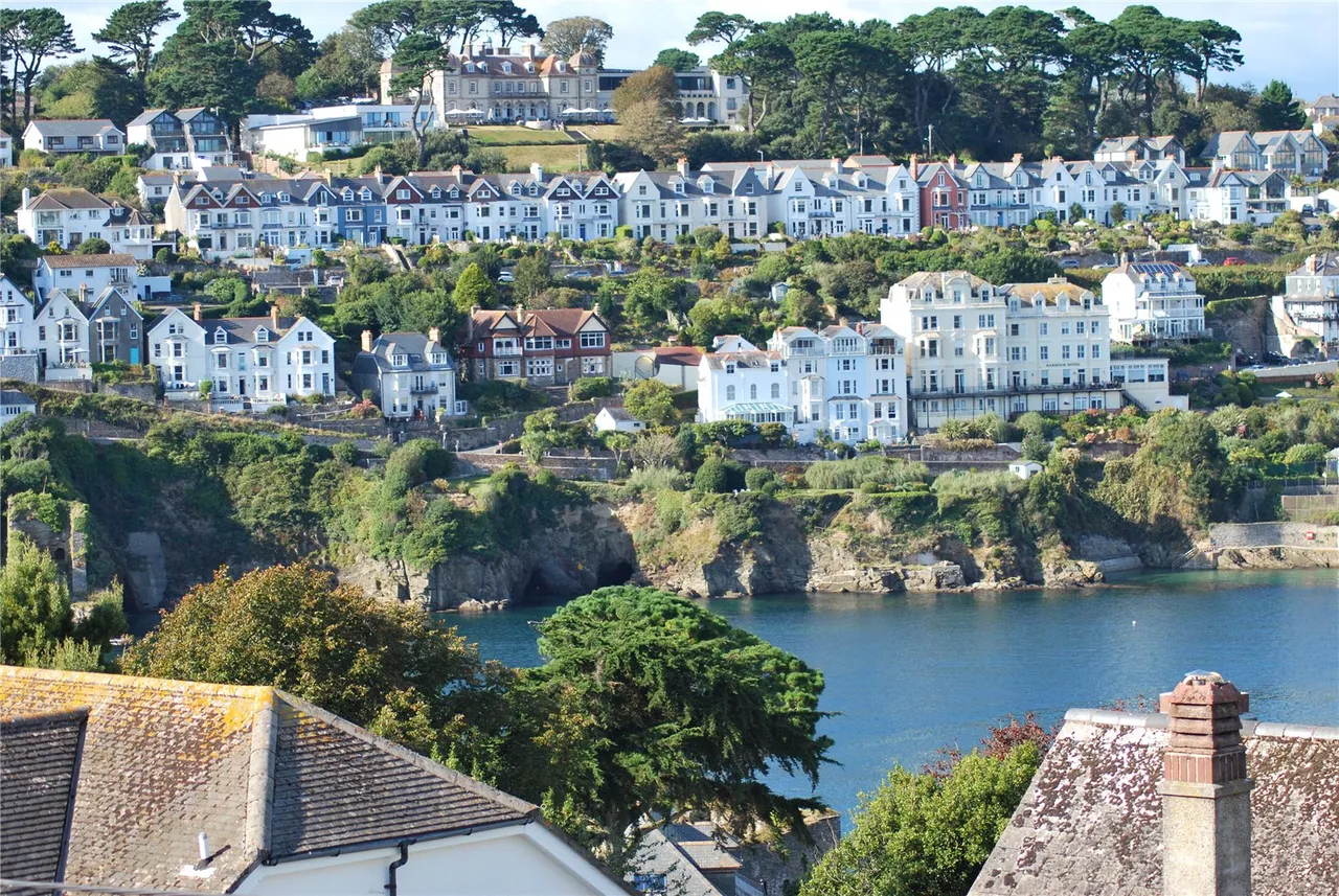 St. Saviours Hill, Polruan, Fowey, Cornwall, PL23 1PR, photo 7