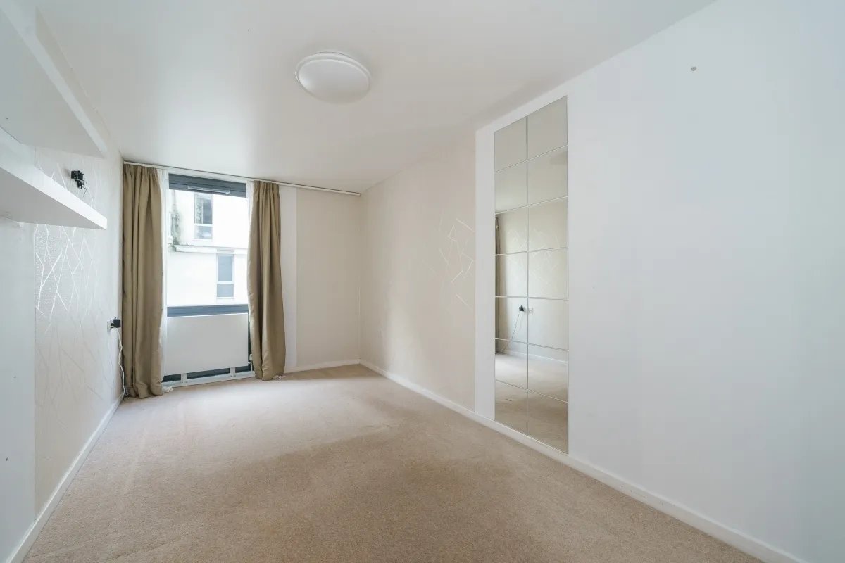 Lakeside Way, Wembley, HA9, photo 6