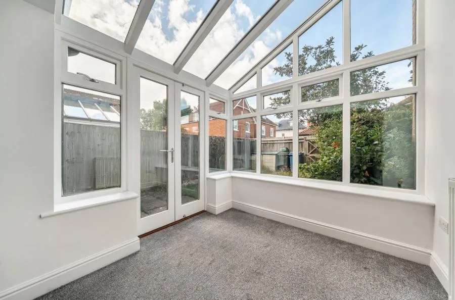 Oakwood Court, Hartley Wintney, RG27, photo 6