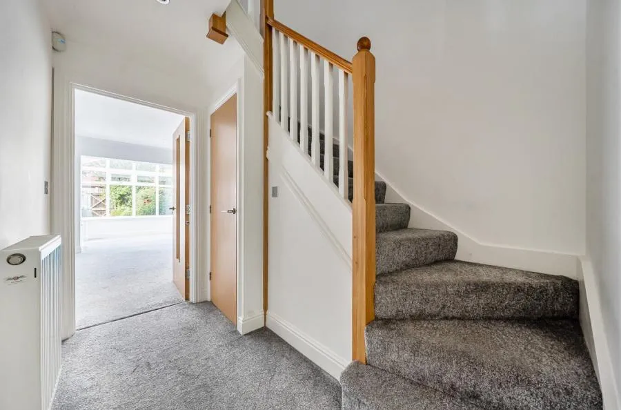 Oakwood Court, Hartley Wintney, RG27, photo 10
