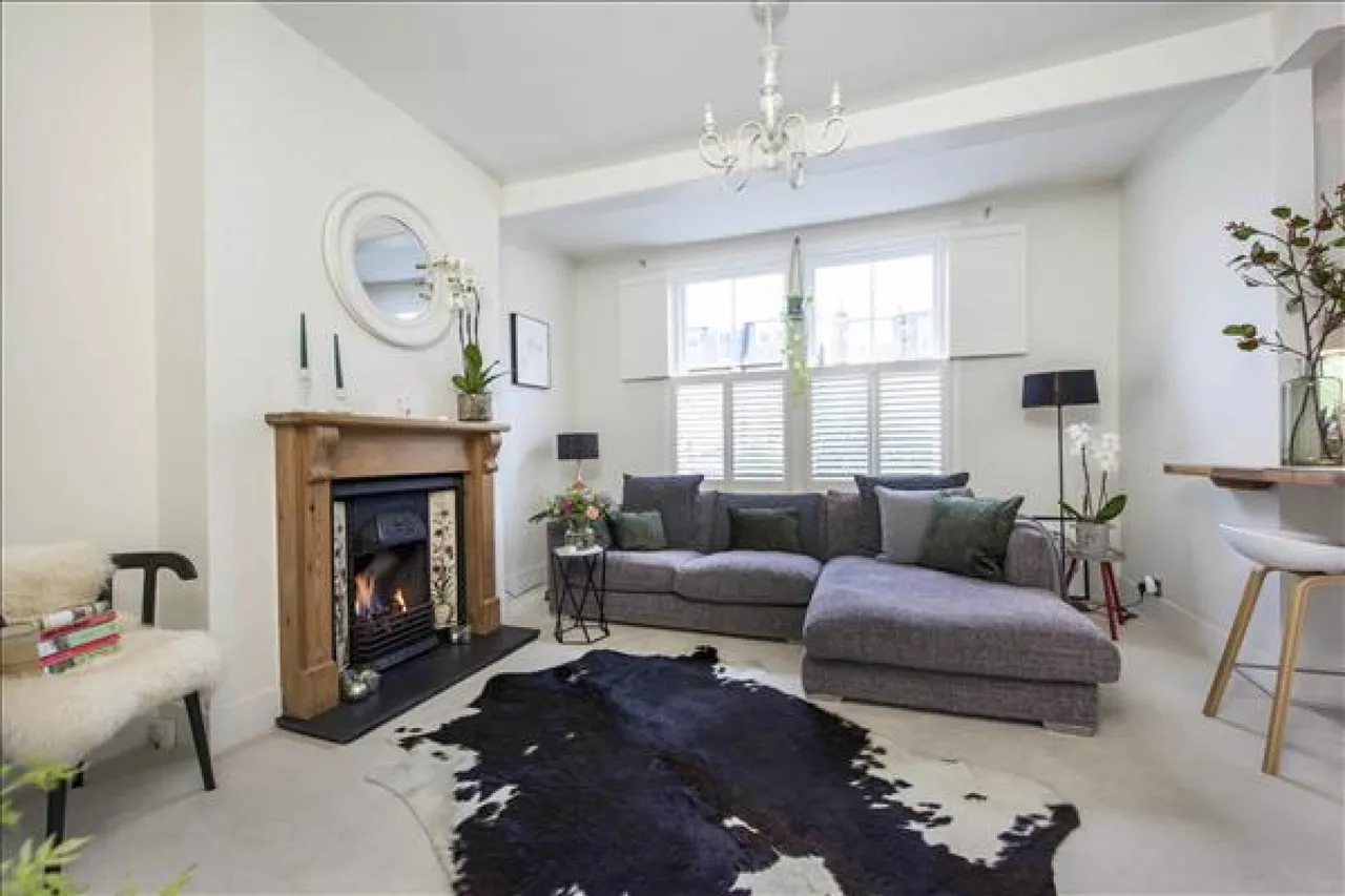 Woodside Road, Wimbledon, photo 2