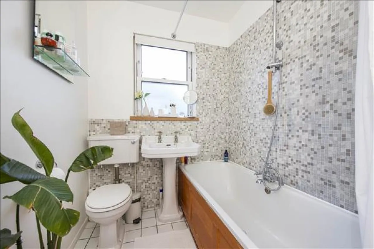 Woodside Road, Wimbledon, photo 9