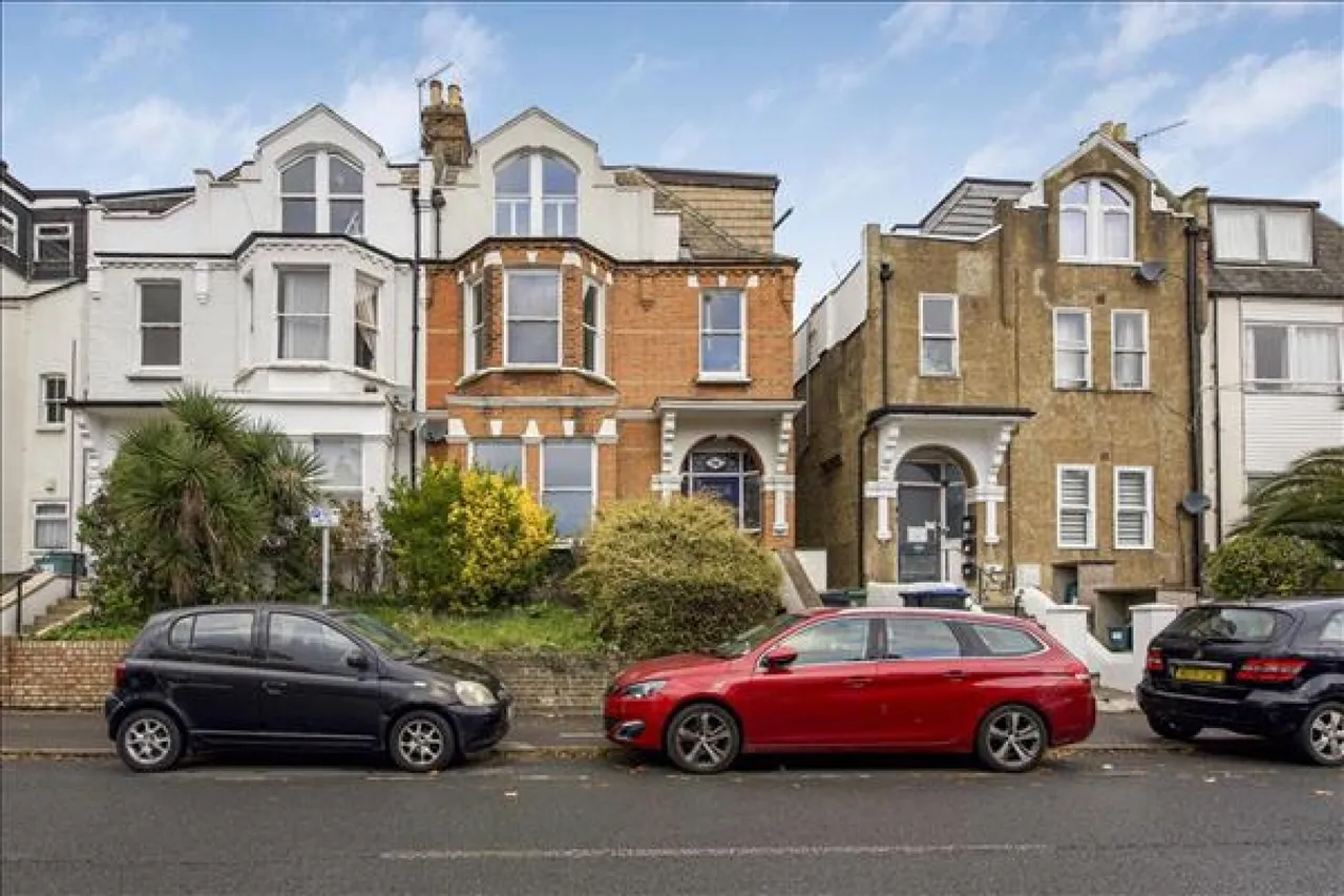 Woodside Road, Wimbledon, photo 10