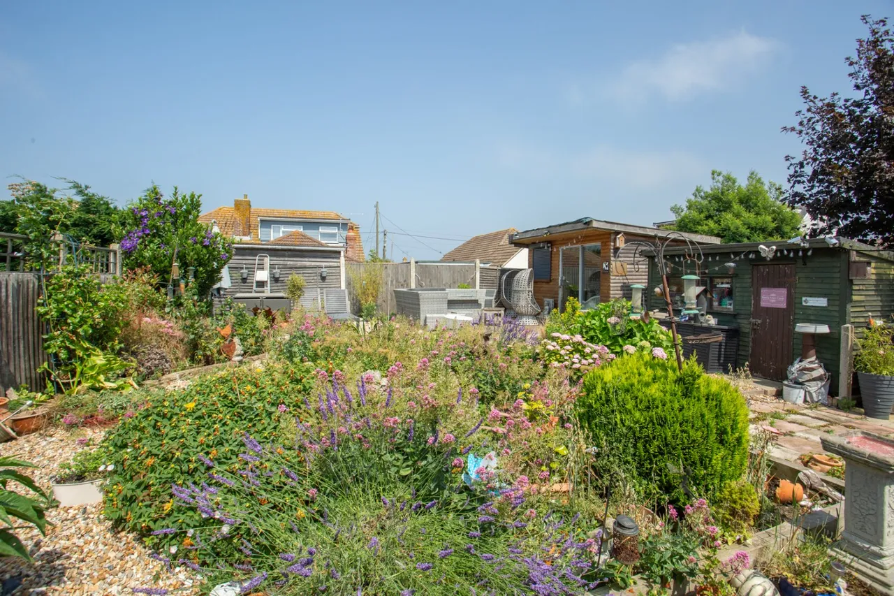 Russell Drive, Whitstable, CT5, photo 19