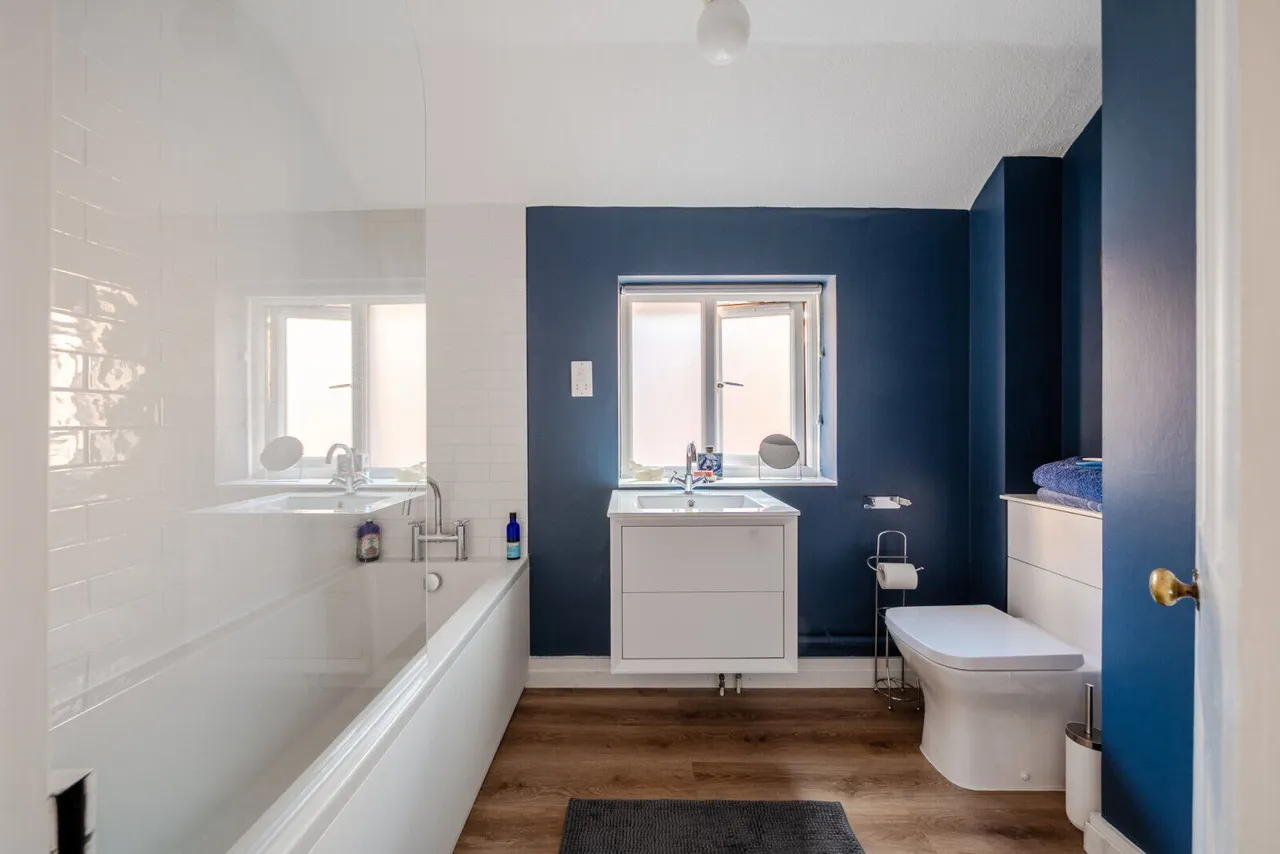Horseshoe Road, Pangbourne, RG8, photo 13