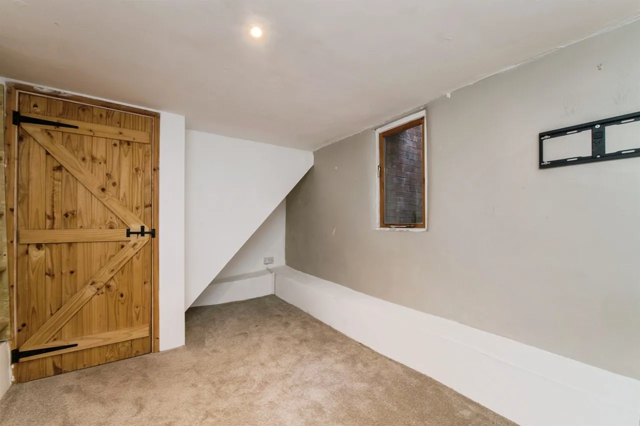 Church Road, St. Thomas, EX2, photo 7