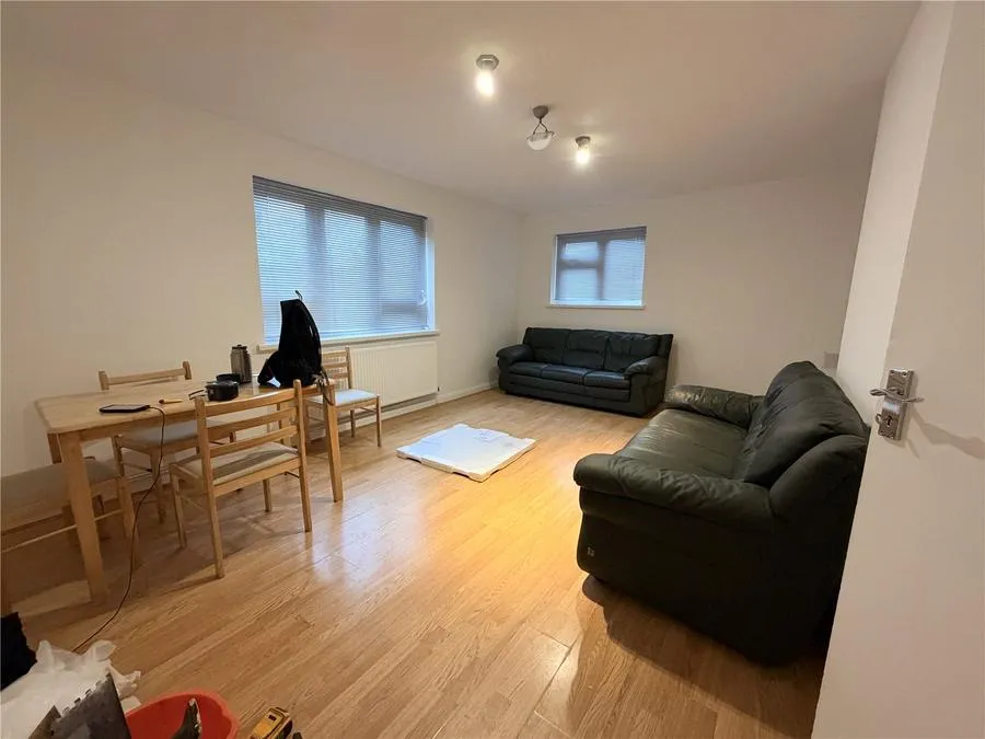 Lampton Road, Hounslow, TW3, photo 3
