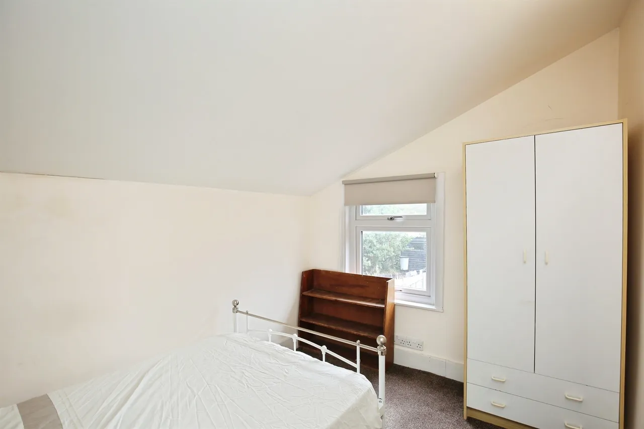 Cowley Road, Littlemore, OX4, photo 8