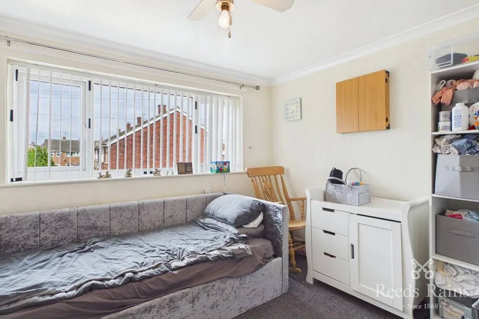 Poplar Grove, Knottingley, West Yorkshire, WF11, photo 7