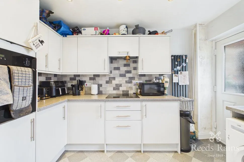 Poplar Grove, Knottingley, West Yorkshire, WF11, photo 8