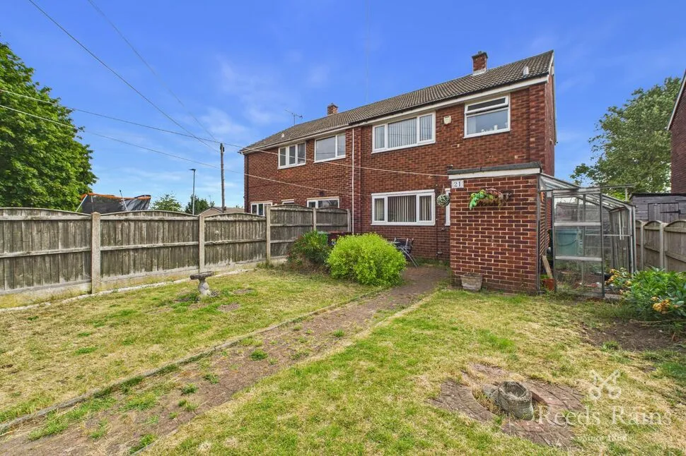 Poplar Grove, Knottingley, West Yorkshire, WF11, photo 2