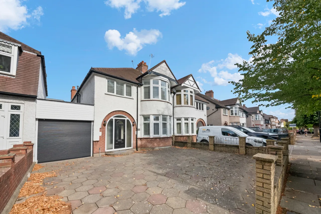 4 bed house for sale, Boston Road, Hanwell, W7
