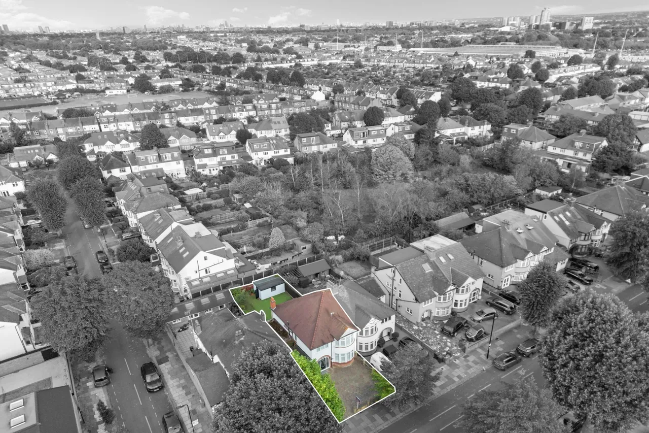 Boston Road, Hanwell, W7, photo 19