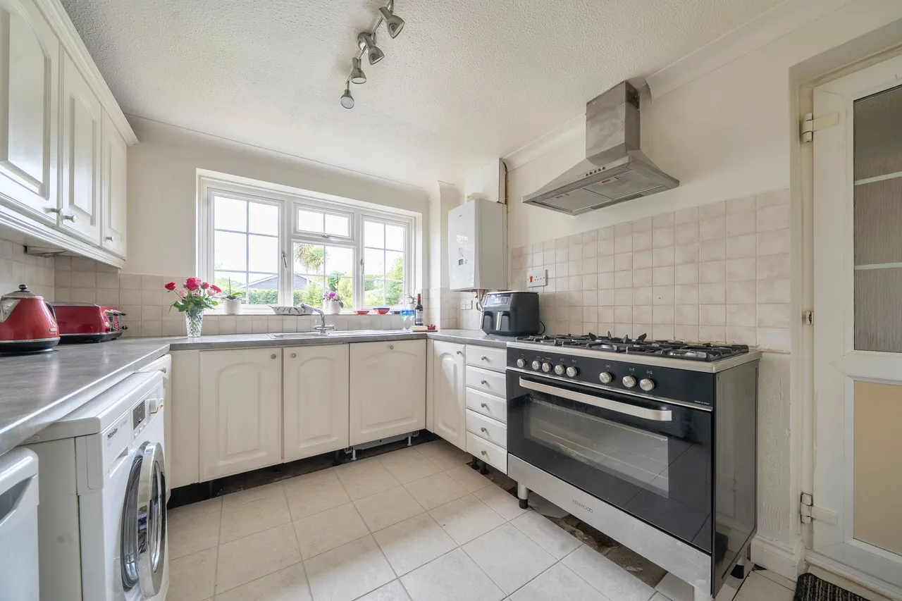Poplar Way, Midhurst, GU29, photo 5