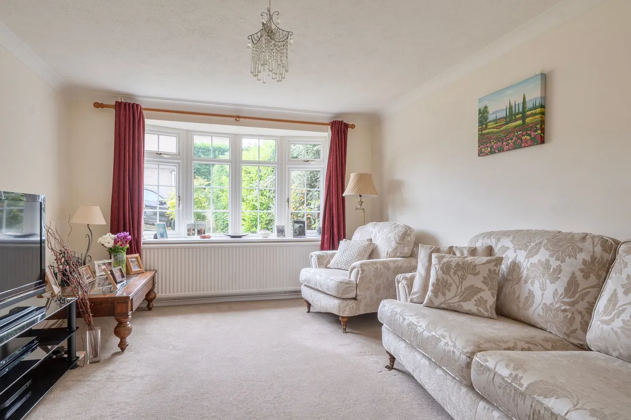 Poplar Way, Midhurst, GU29, photo 4