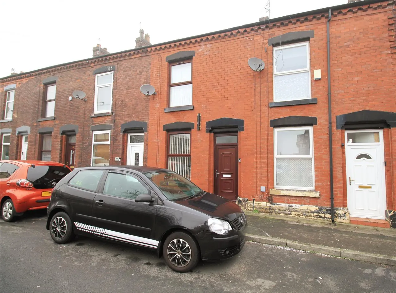 3 bed house to rent, Rutland Street, Ashton-Under-Lyne