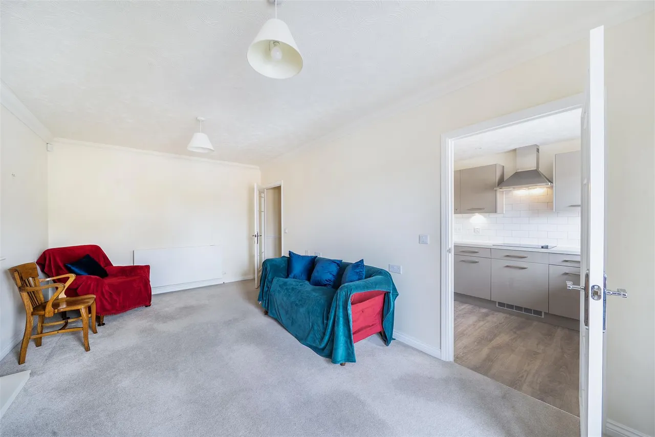 North Close, Lymington, SO41, photo 6
