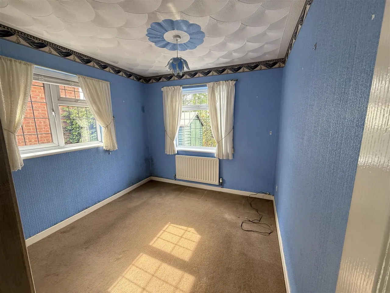 Chatsworth Drive, Tutbury, DE13, photo 5