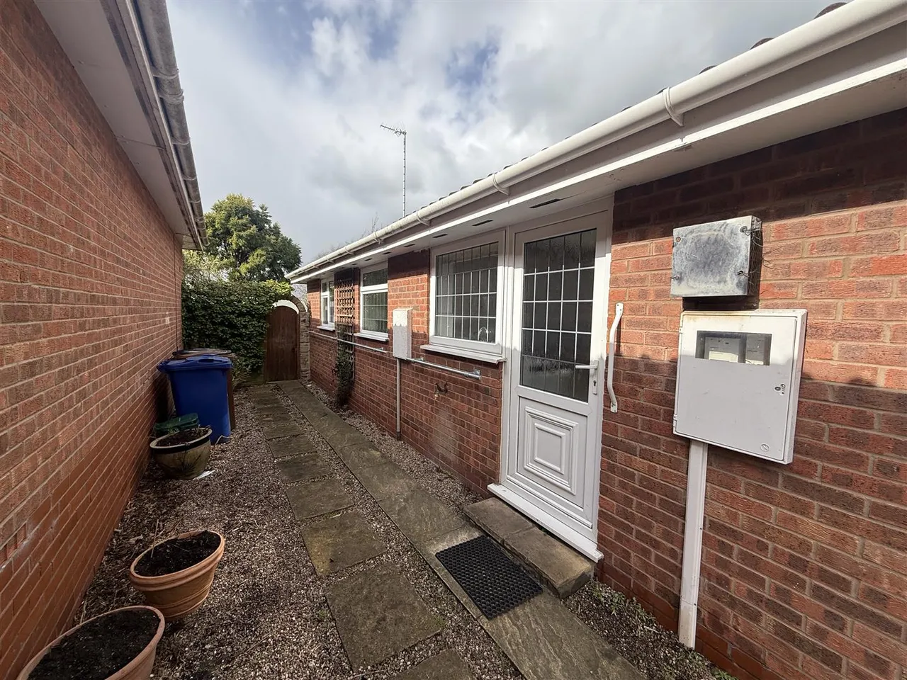 Chatsworth Drive, Tutbury, DE13, photo 7
